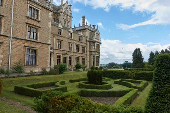 Thoresby hall and garden.jpg
